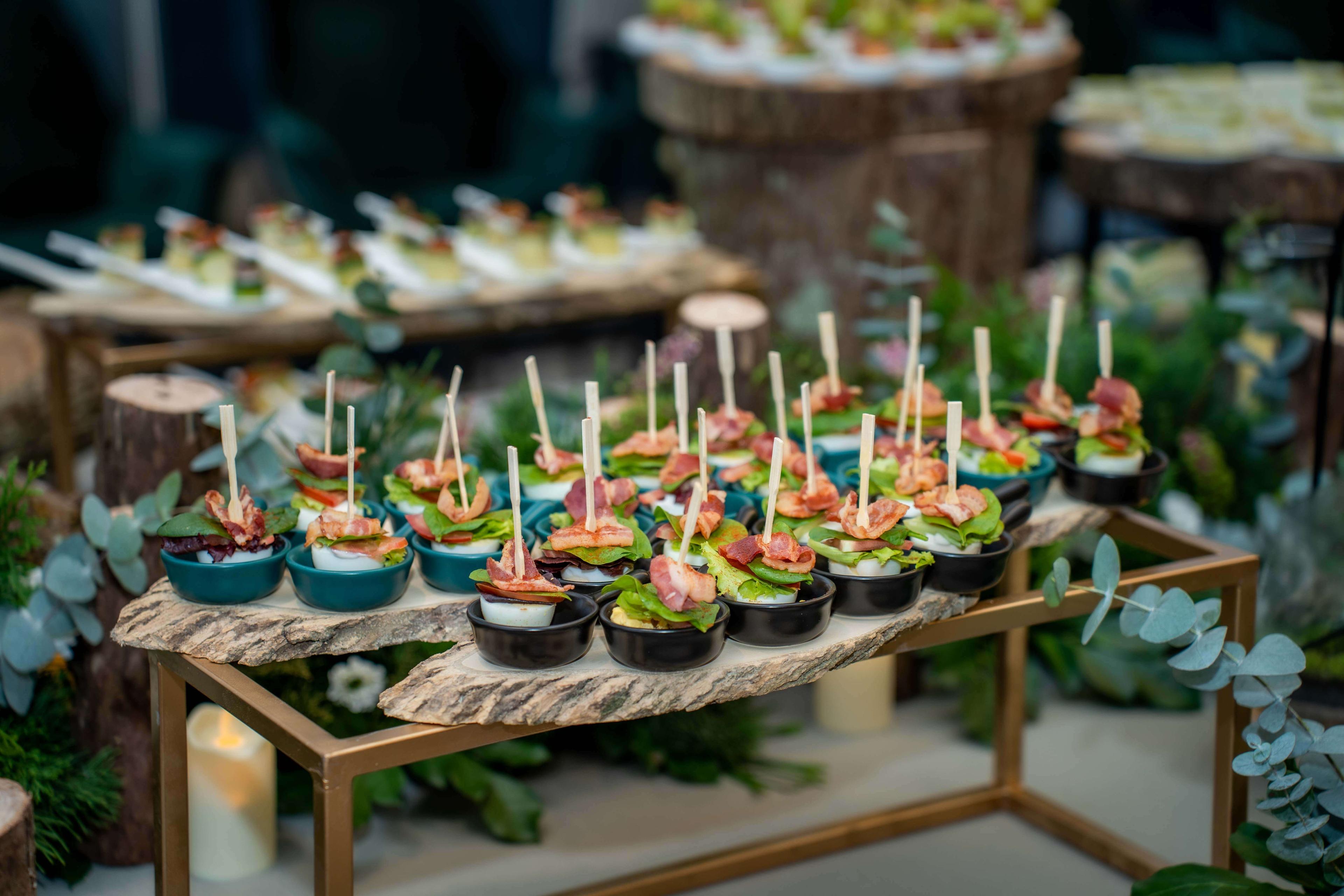 Tiệc Finger food cho công ty