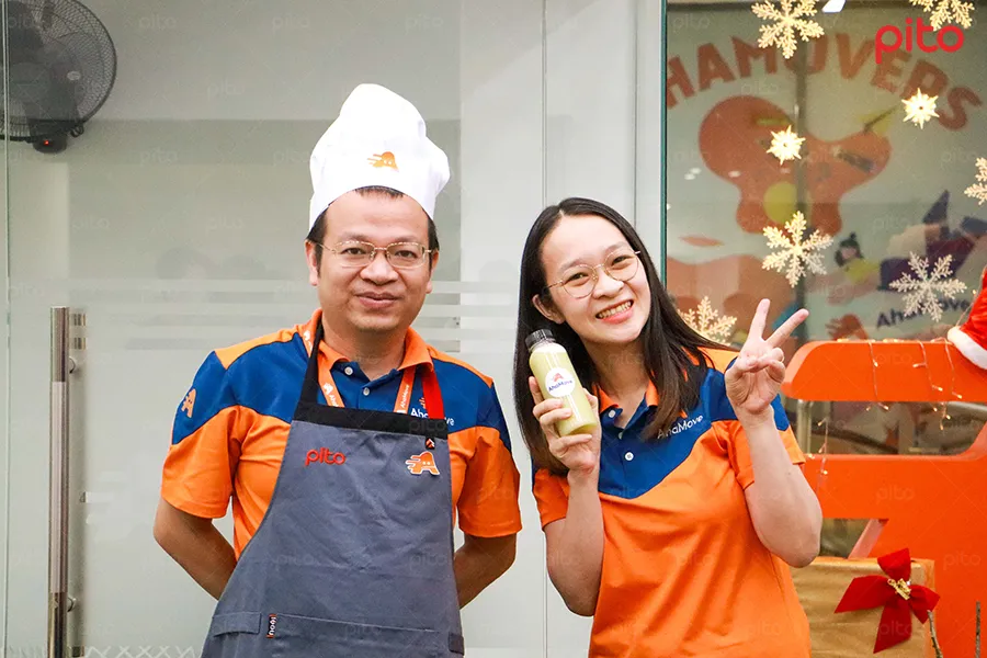 bua-an-trua-tai-ahamove-do-chinh-ban-giam-doc-phuc-vu-giup-tao-bat-ngo-va-dong-luc-cho-cac-ban-nhan-vien-2