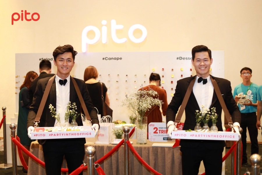 Tiệc Canapes