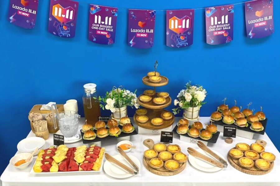 Tiệc Tea break Lazada