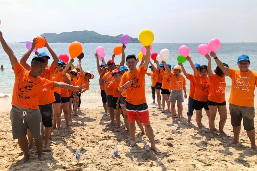 teambuilding với bóng bay