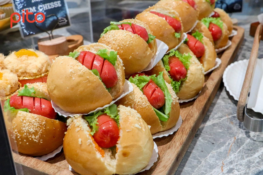 Bánh mì xúc xích