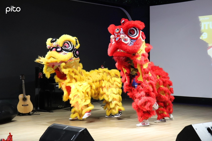 Múa lân sư rồng Trung thu