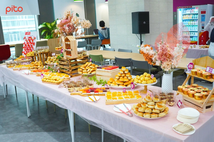 Bàn tiệc Tea break tại Ngày hội kết nối MoMoer - Ví MoMo x PITO
