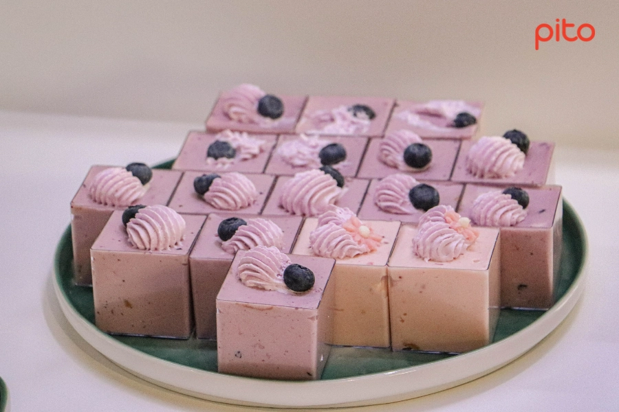 Bánh Mousse việt quất