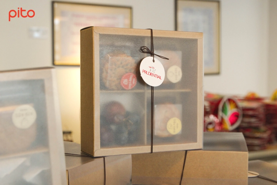 Combo Tea break box gồm bánh - nước - trái cây