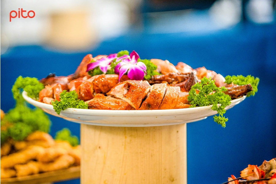 Gà quay bánh bao PITO