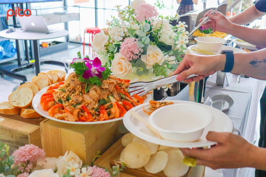 Gỏi ngó sen tôm thịt