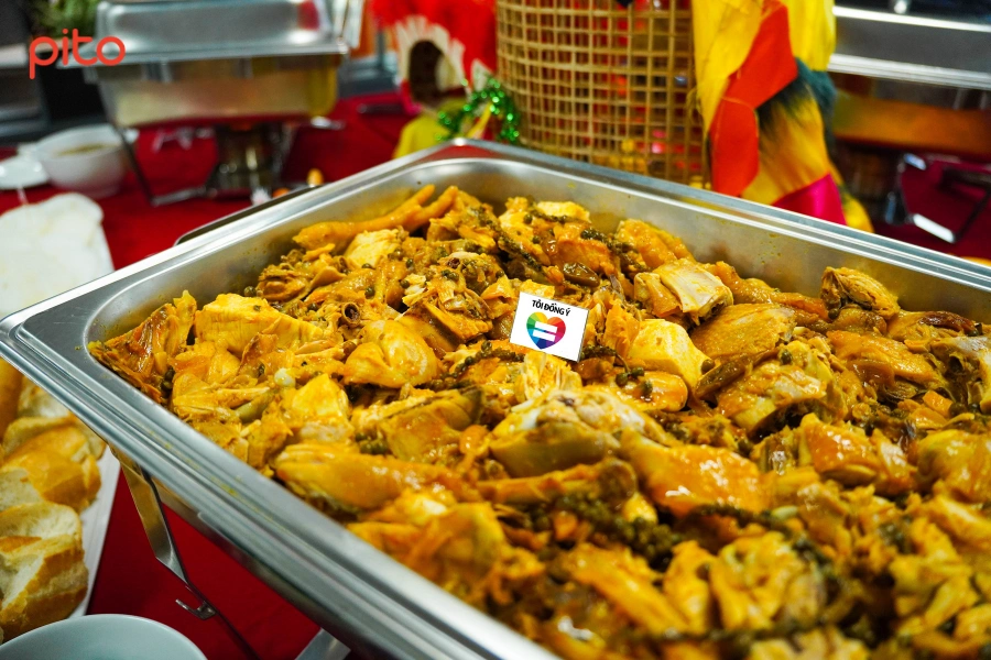 Tiệc Buffet hướng ứng Tuần lễ VietPride tự hào LGBT+