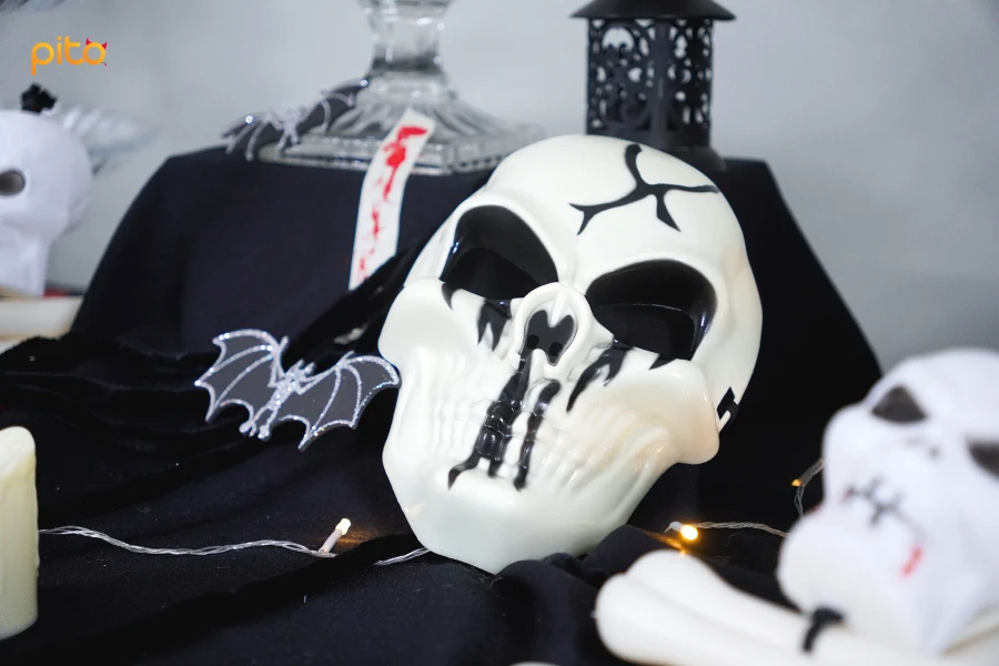 Đầu lâu trang trí Halloween