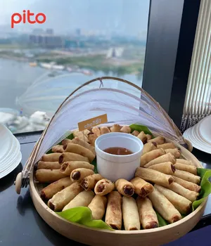 Mẹt chả giò