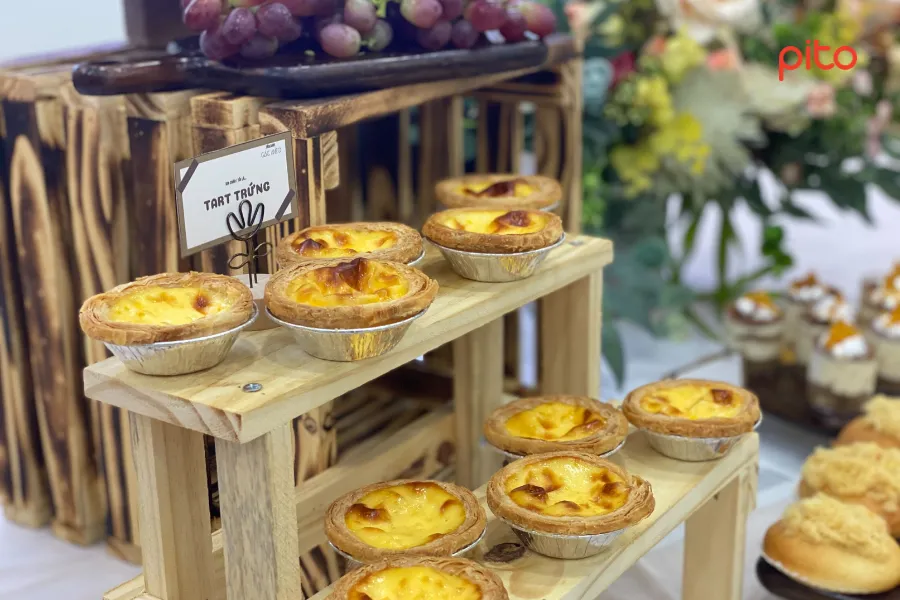 Tart trứng