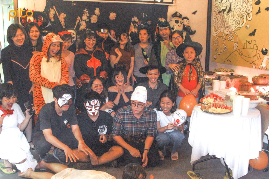 Tiec-Halloween Tiệc Halloween