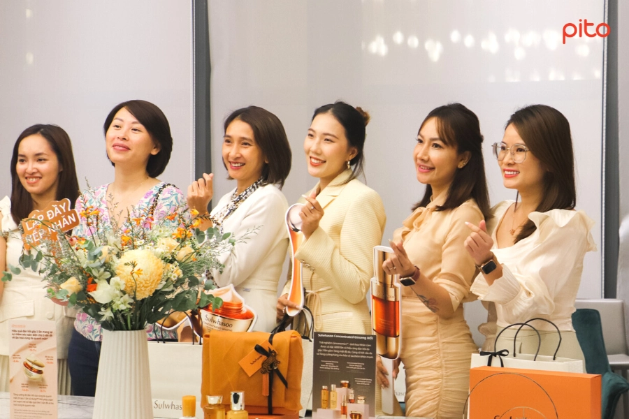 Chuỗi hoạt động tri ân