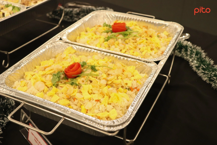 Cơm chiên sò điệp thịt cua PITO
