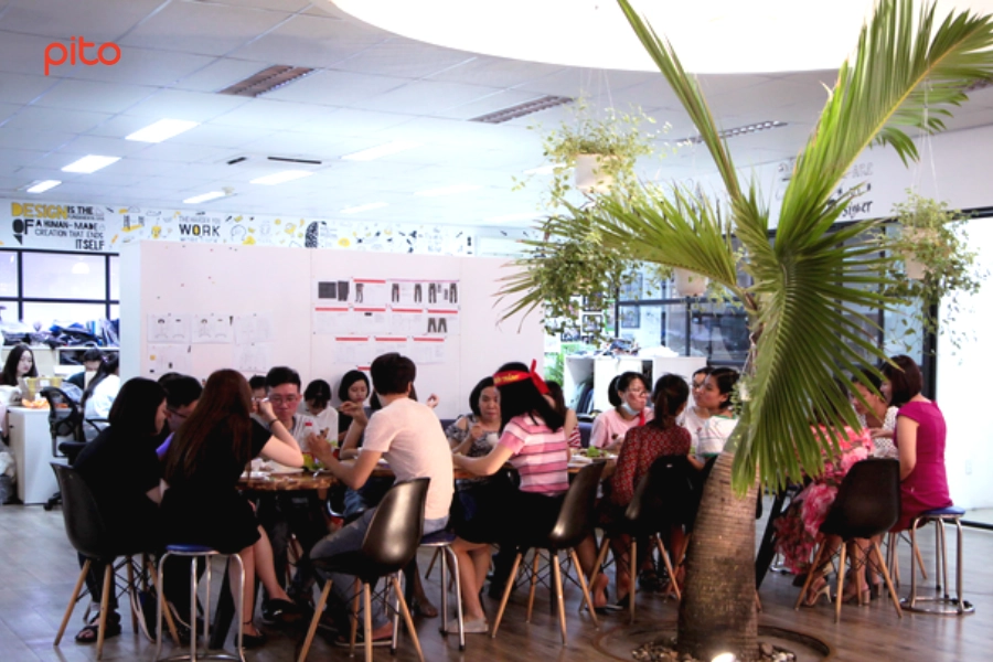 Tiệc Buffet Giáng sinh tại Asmara