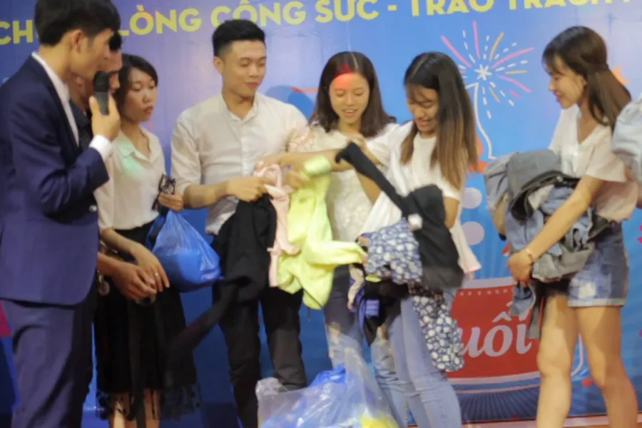 Tro-choi-tat-nien-mo-kim-day-be-PITO Trò chơi Tất niên Mò kim đáy bể PITO