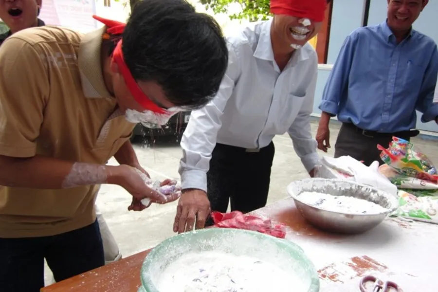 Truy tìm kẹo gậy Giáng sinh