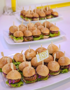 Burger mini tiệc TapTap