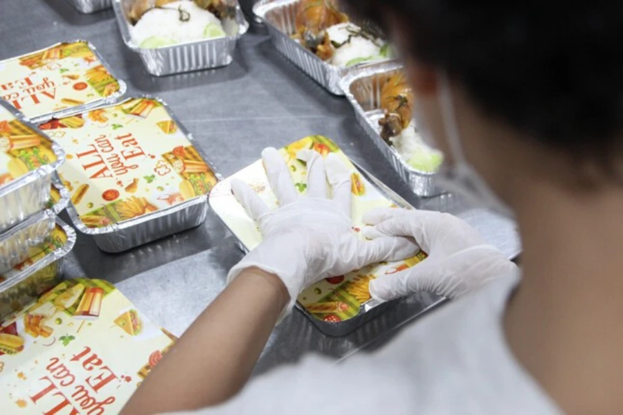 Nhung-phan-an-gui-den-cac-y-bac-si-mua-dich-PITO Những phần ăn gửi đến các y bác sĩ mùa dịch PITO