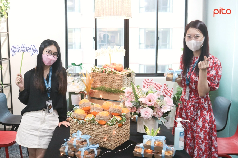 Tiec-tan-nien-trong-ngay-dau-quay-lai-van-phong Tiệc Tân niên trong ngày đầu quay lại văn phòng