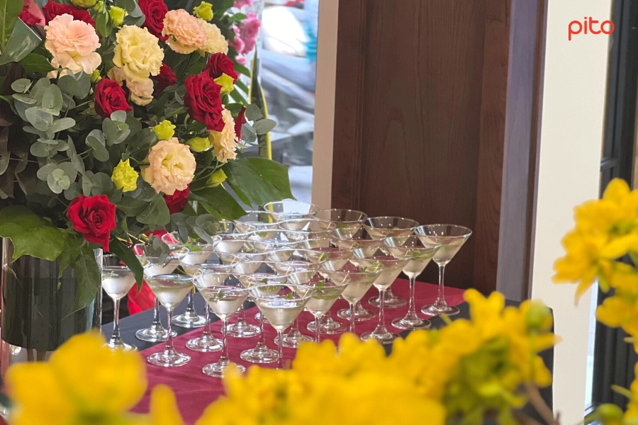 Bàn Welcome drink