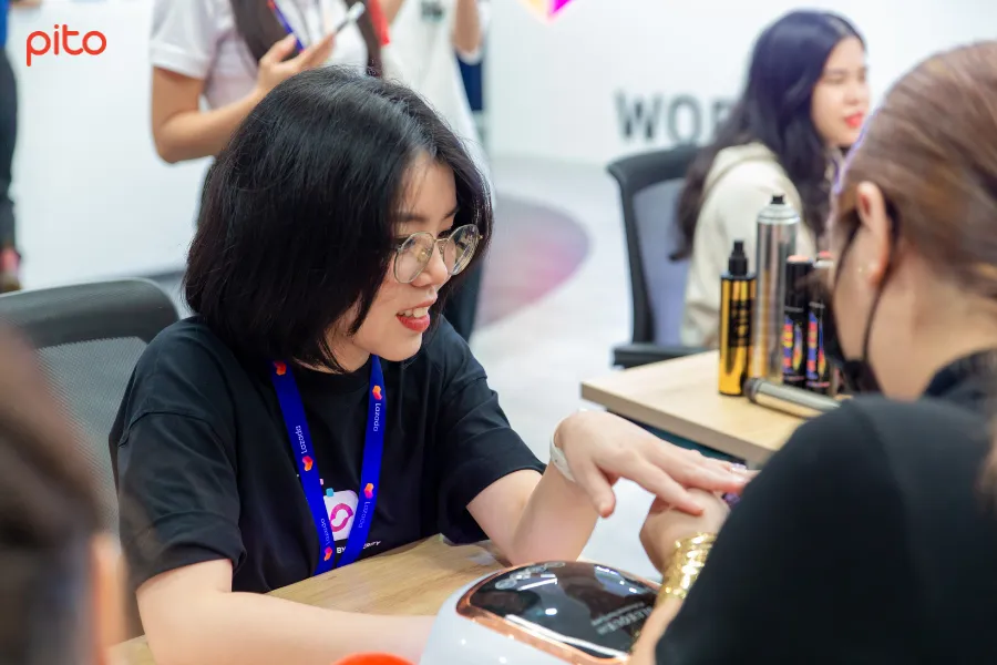 Dịch vụ làm nail tại văn phòng PITO