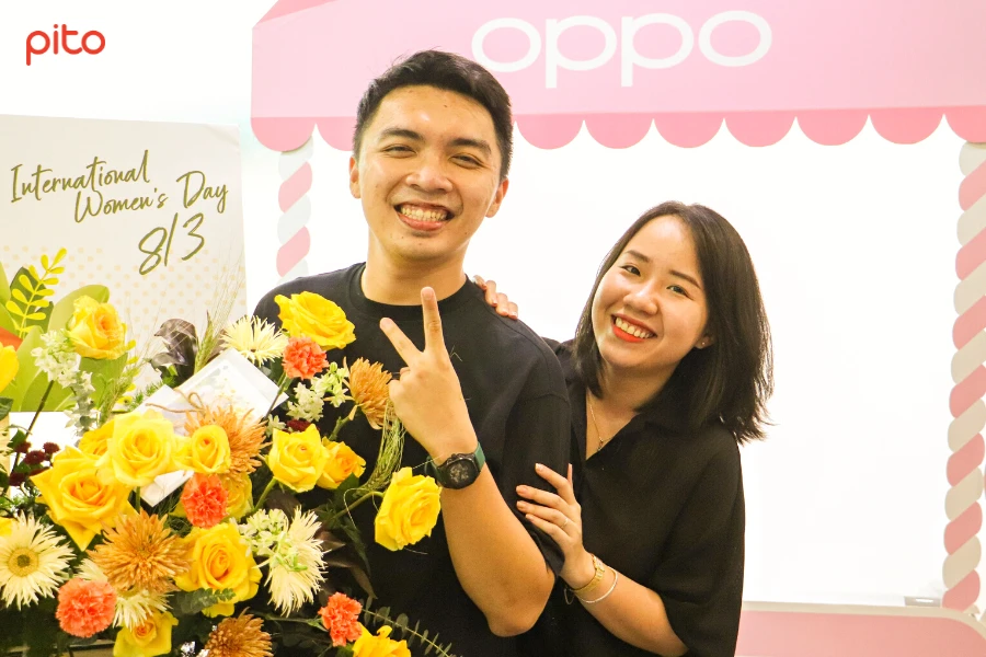 Nhan-vien-OPPO-chup-anh-cung-nhau-PITO Nhân viên OPPO chụp ảnh cùng nhau PITO