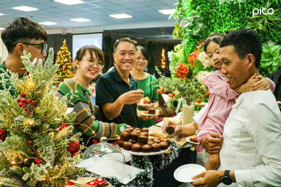 Thuc-khach-tham-du-tiec-tiec-kingfood-mart-PITO Thực khách tham dự tiệc Kingfood Mart PITO