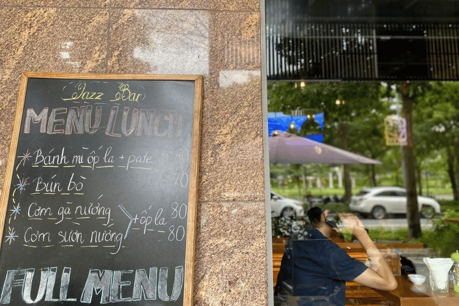 Com-trua-van-phong-dat-do-PITO-Cloud-Canteen Cơm trưa văn phòng đắt đỏ ở các khu đô thị biệt lập PITO Cloud Canteen