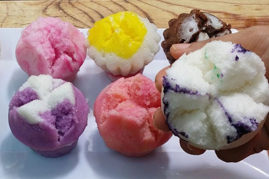 Bánh bò bông xốp cúng khai trương