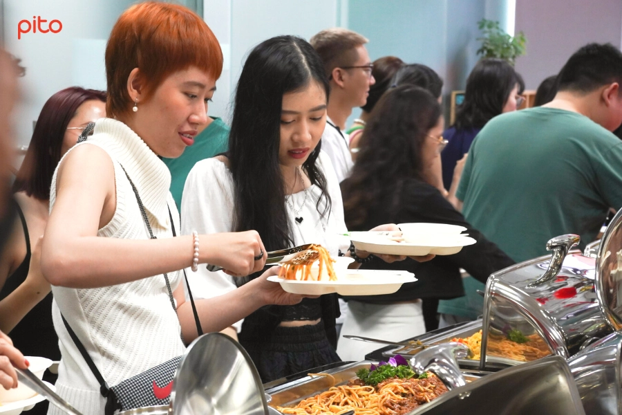 Cach-dung-tiec-Buffet Cách dùng tiệc Buffet - PITO