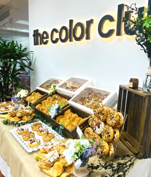 Bàn tiệc Tea Break tại The Color Club