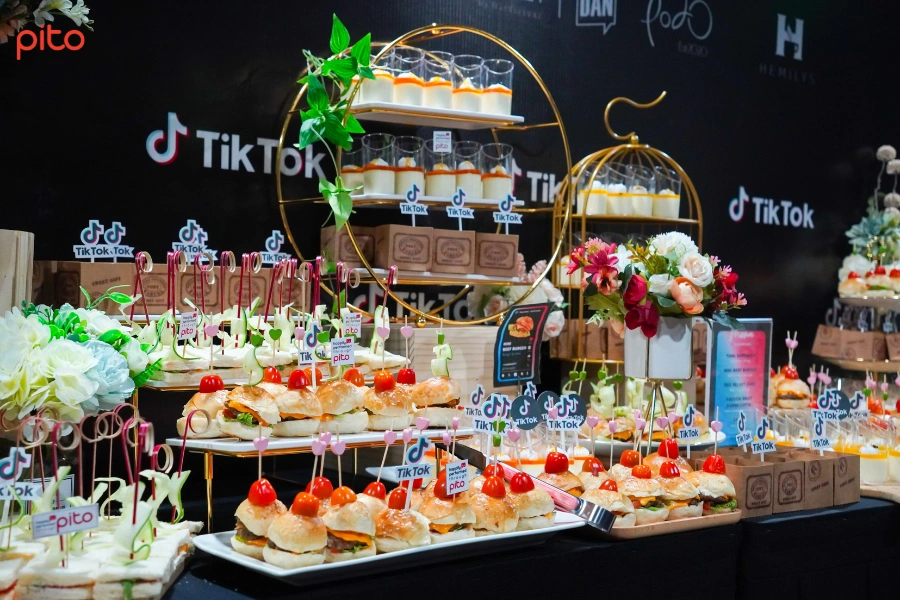 Chế độ phúc lợi ăn uống miễn phí tea break - PITO