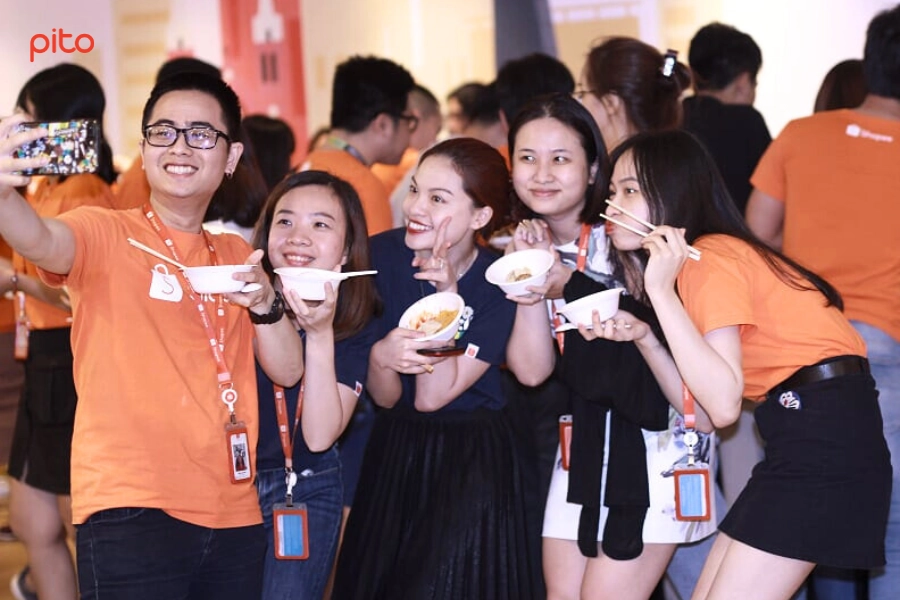 Chu-de-happy-Hour-ket-noi Chủ đề Happy Hour kết nối - PITO