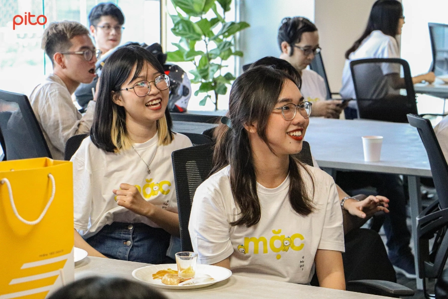 Tạo không khí hoạt động Happy Hour vui vẻ, thân mật - PITO