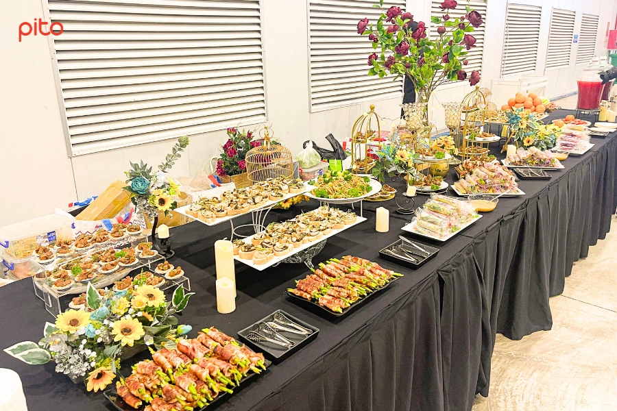 Bàn tiệc ngày Hội gia đình