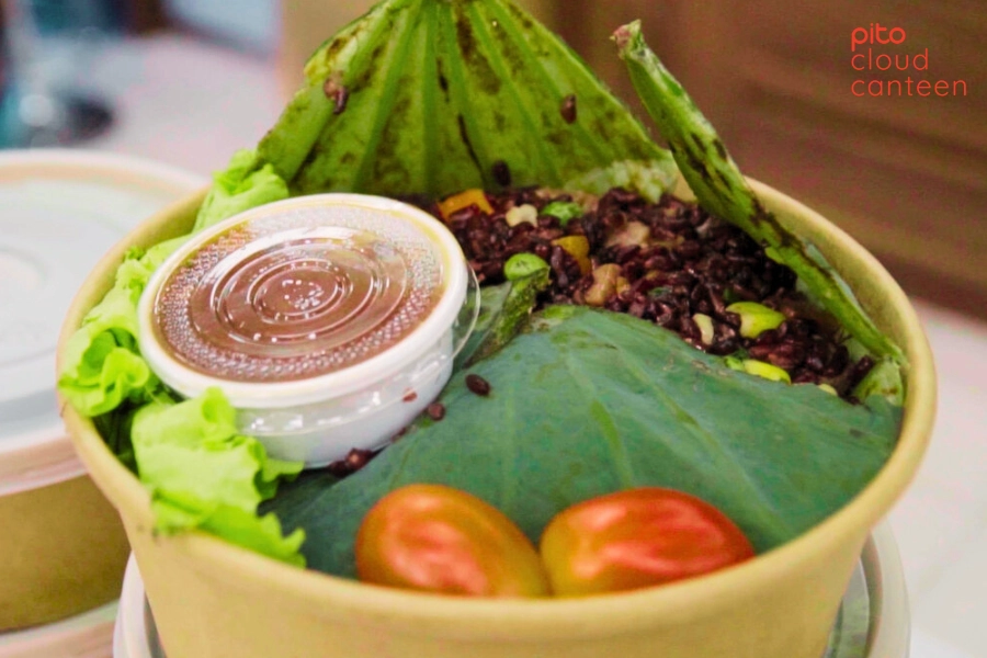 Cơm gạo lứt lá sen cho bữa trưa giảm cân, eat clean của dân văn phòng - PITO Cloud Canteen