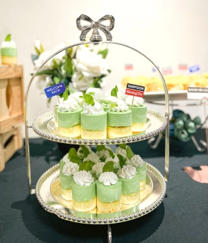 Mousse trà xanh tiệc Tea Break
