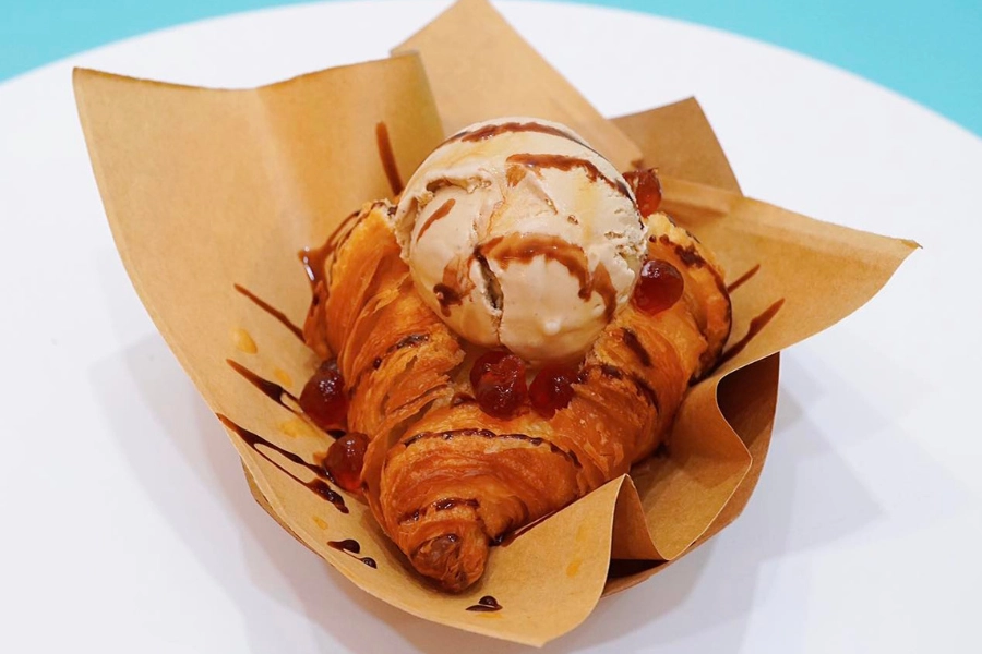 Kem-kep-croissant Kem kẹp Croissant