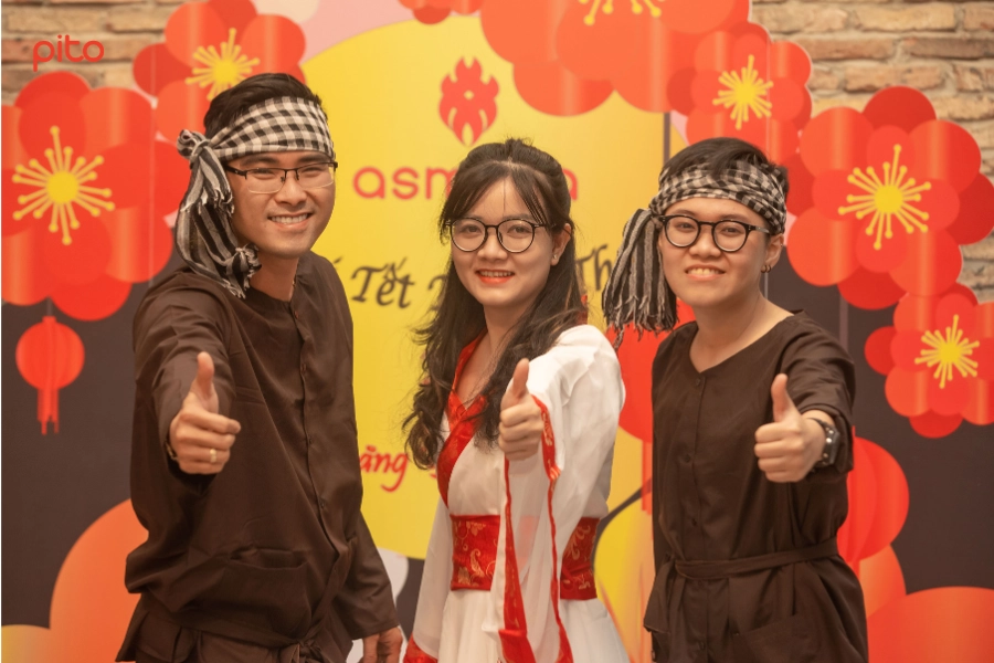Trò chơi Hoá thân thành chú Cuội chị Hằng