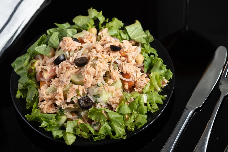 Salad-ca-ngu Salad cá ngừ