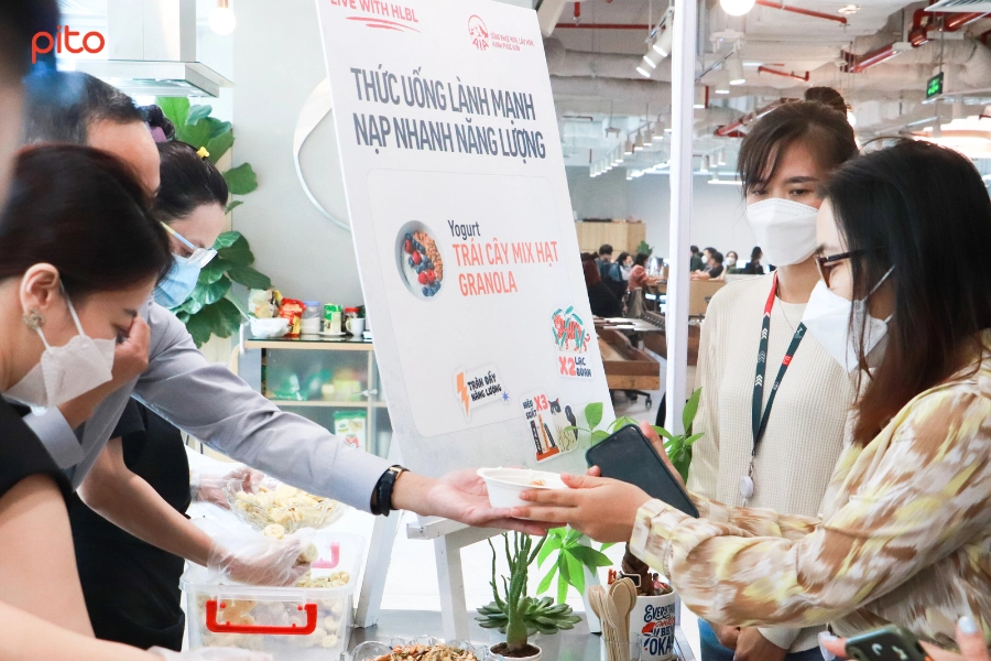 Thưởng thức yogurt