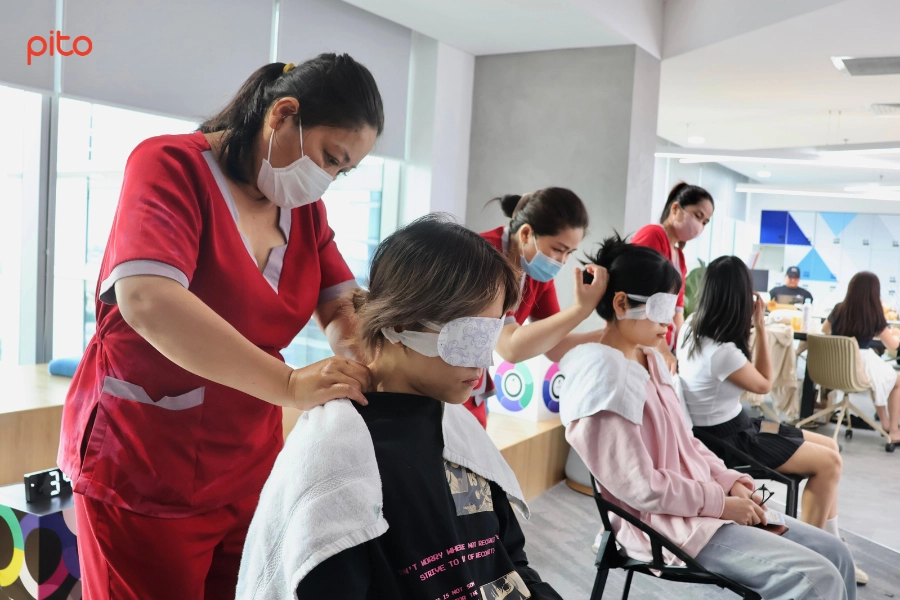 Dịch vụ massage cho nhân viên