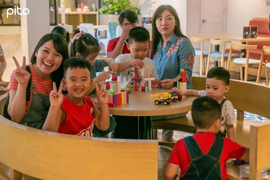 Khoảnh khắc hạnh phúc cùng gia đình 