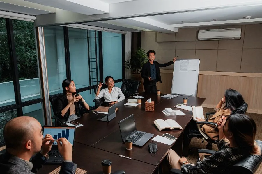 Lên kế hoạch đào tạo nhân viên mới
