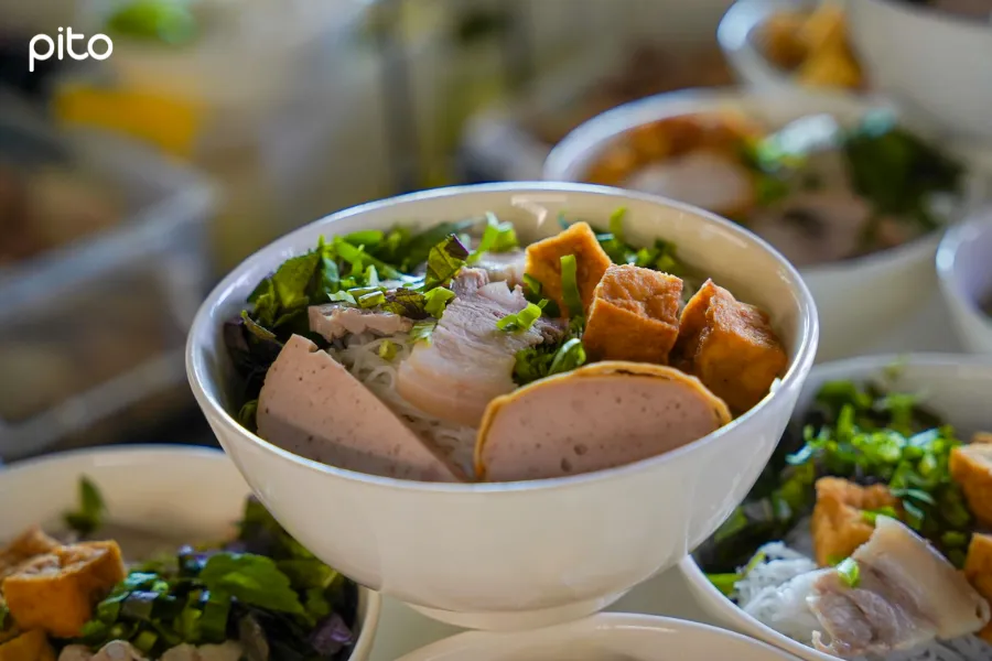 Món ăn tại tiệc Trung thu Sky Mavis