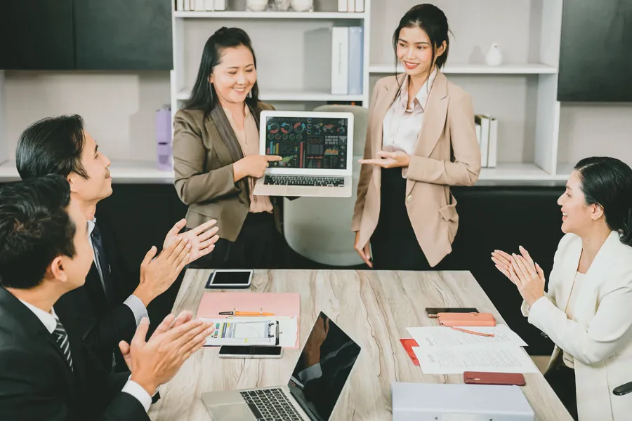 Chia sẻ kiến thức thúc đẩy hiệu quả công việc