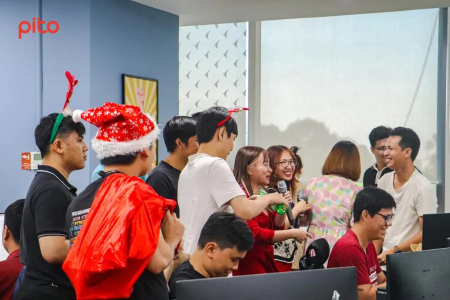 Nhan-vien-devblock-to-chuc-hoat-dong-happy-hour-2 Nhân viên Devblock tổ chức hoạt động Happy Hour