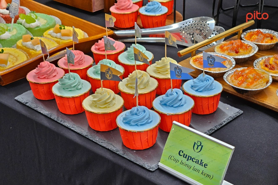 Bánh cupcake trong tiệc Tea Break tại Katalon